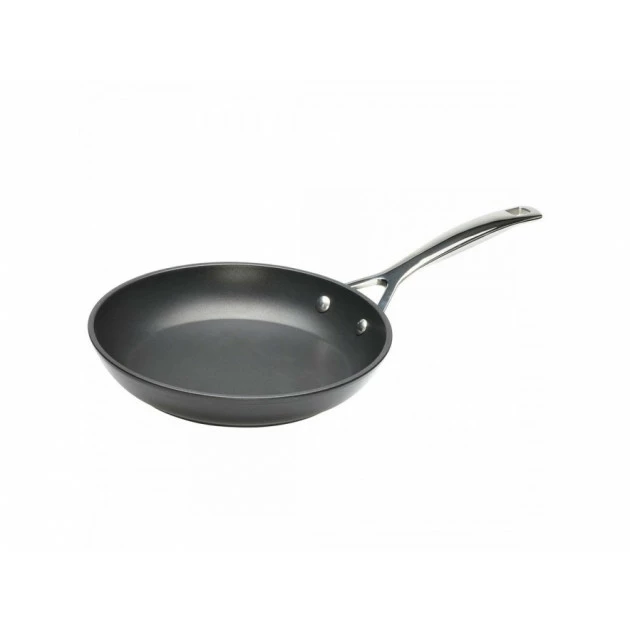 Poêle 20 Cm Anti-Adhérente Les Forgées Le Creuset 3 Poêle 20 Cm Anti-Adhérente Les Forgées Le Creuset
